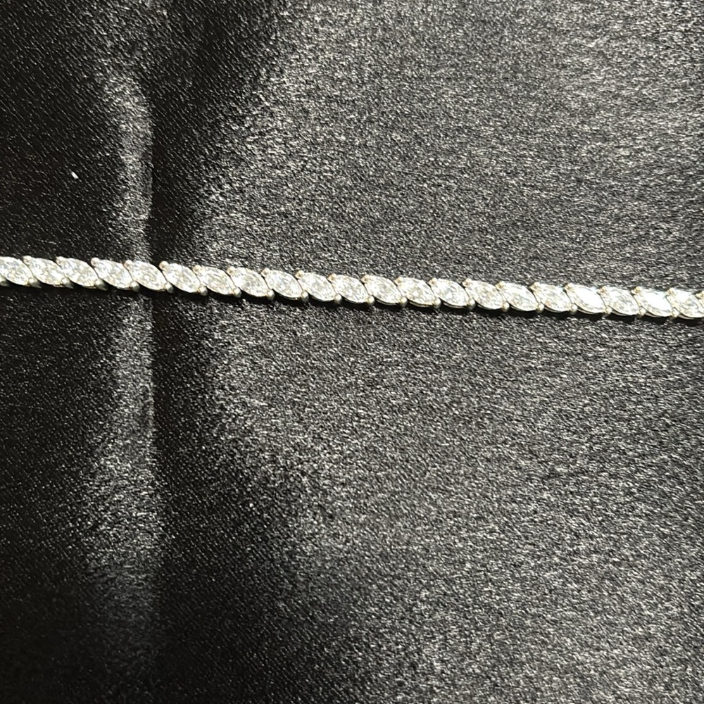 Elegant QVC Platinum Clad Diamonique Tennis Bracelet - Picture 2 of 3